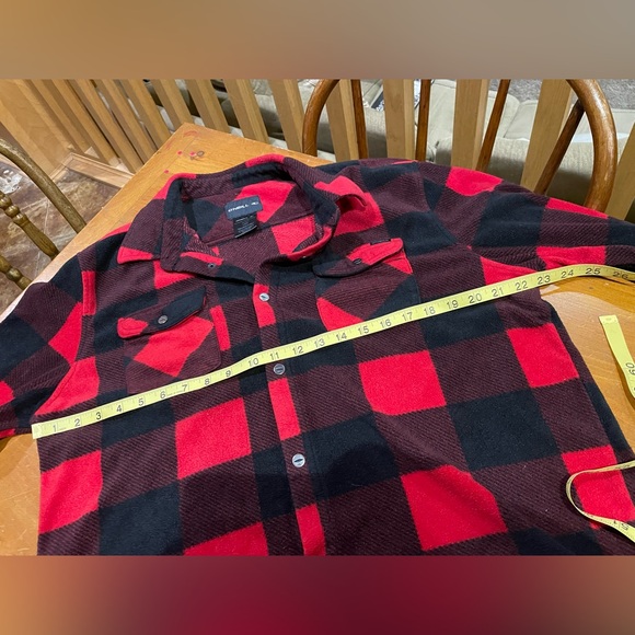 O’NEILL Red Checkered Flannel Shirt with snaps “buttons” - size large - Picture 5 of 11